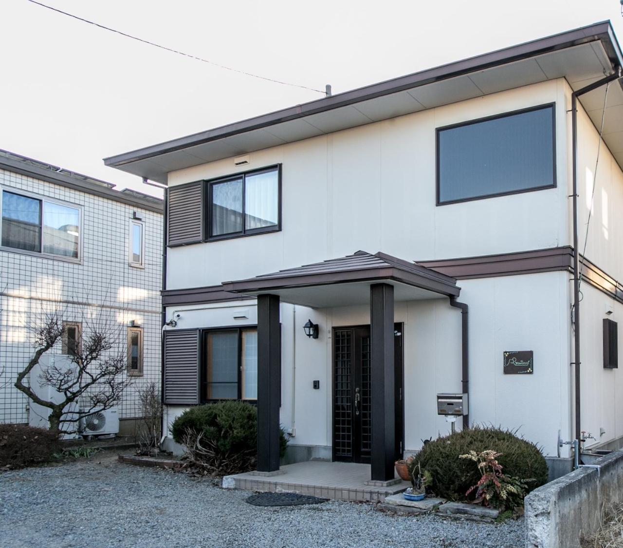Villa Yawaragi Fujikawaguchiko Buitenkant foto