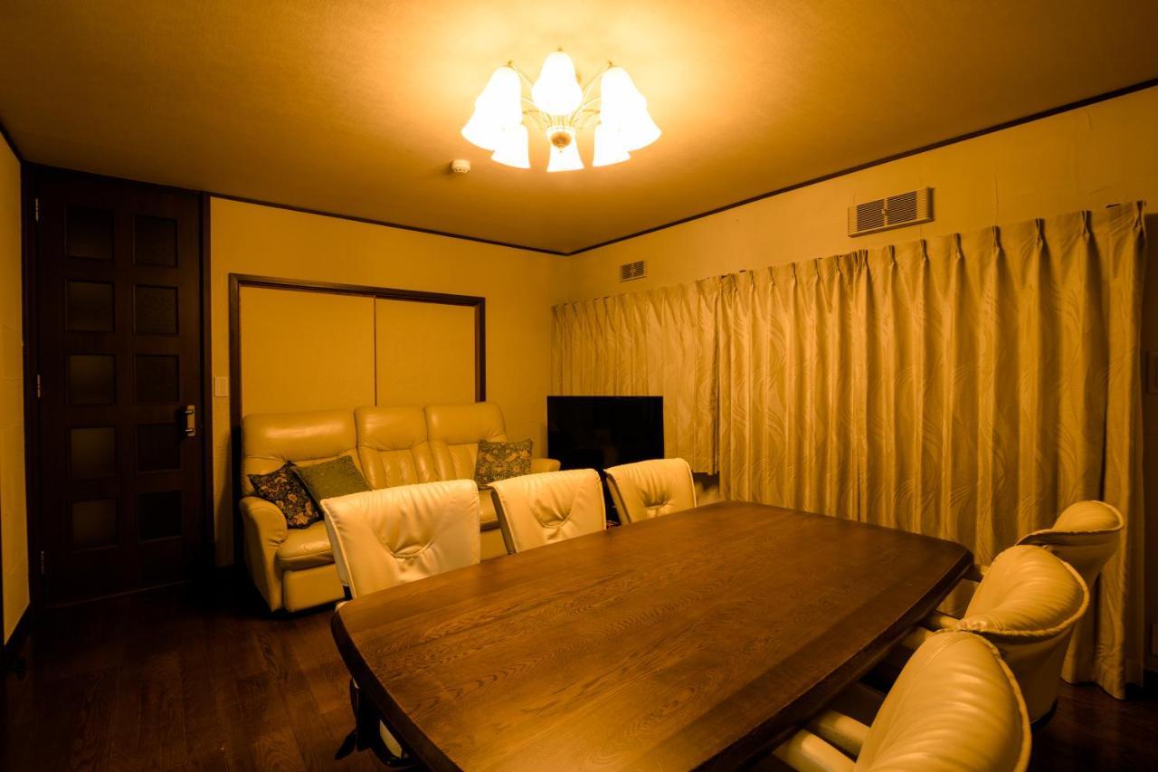 Villa Yawaragi Fujikawaguchiko Buitenkant foto